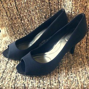 Bandalino Supermodel Peep-Toe Pumps Cloth 9M